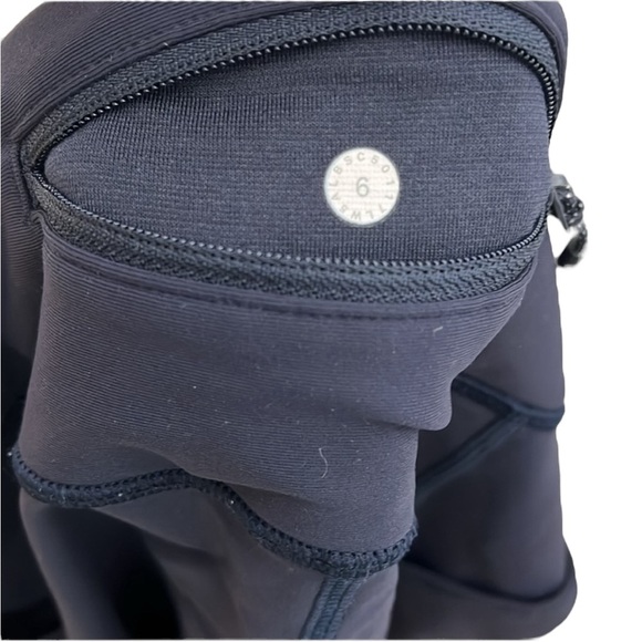 Lululemon Tight Stuff High-Rise Navy Cropped Leggings Women Size 6 - Picture 5 of 6